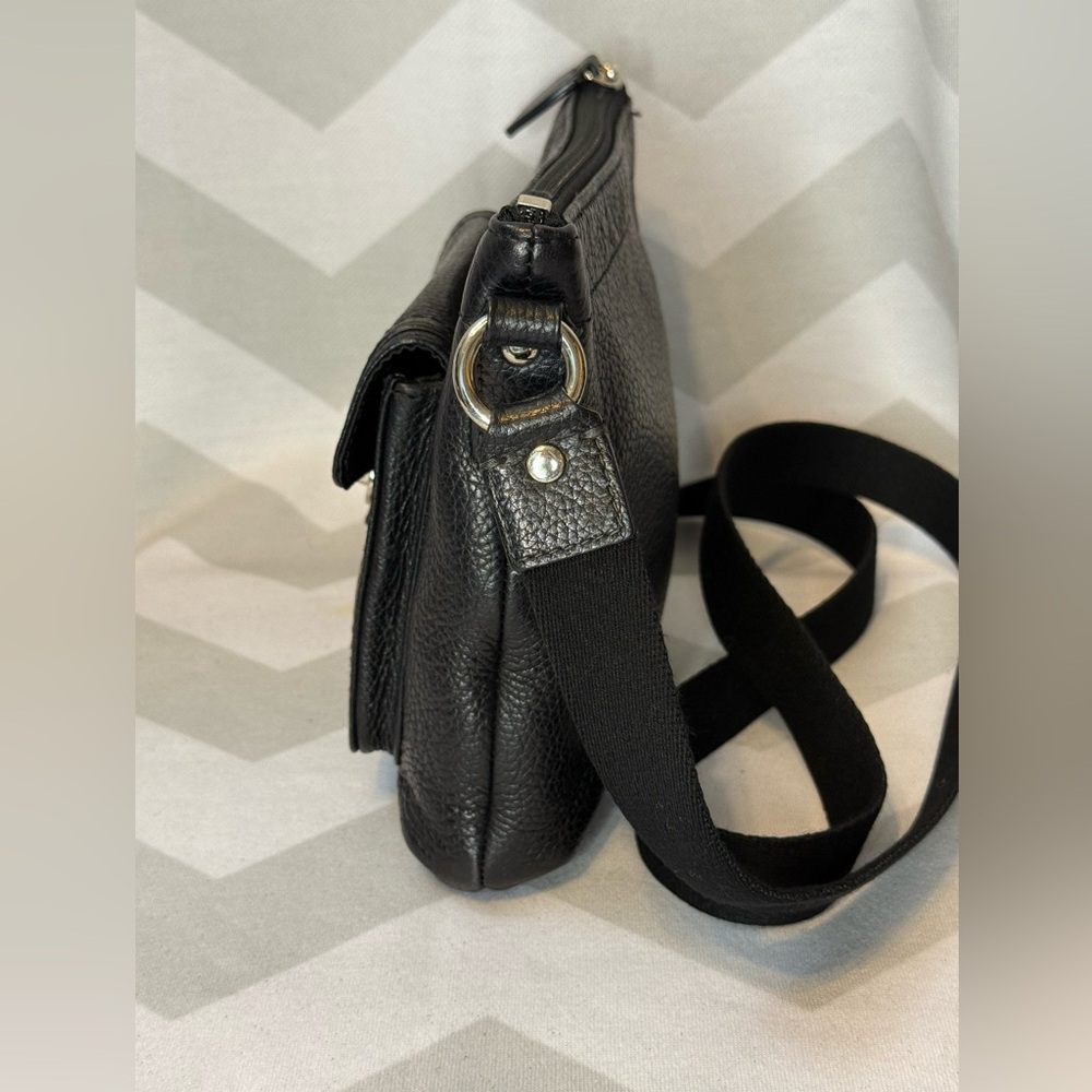 Coach Black Pebbled Leather Crossbody With Turn-lock Pocket & Silver Hardware - Picture 5 of 14